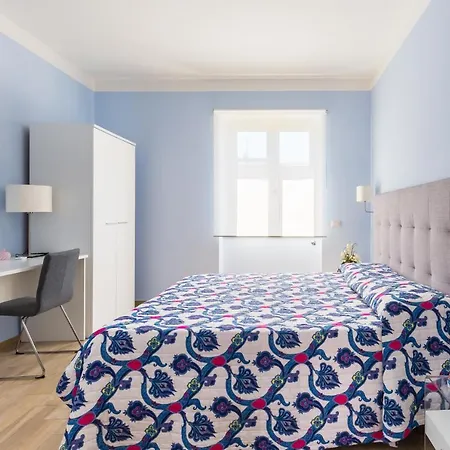 Casa Ela Bed & Breakfast