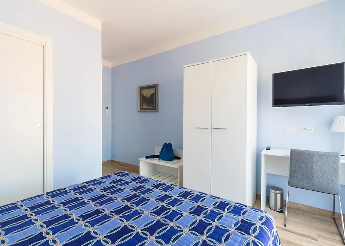 Casa Ela Bed & Breakfast 4*