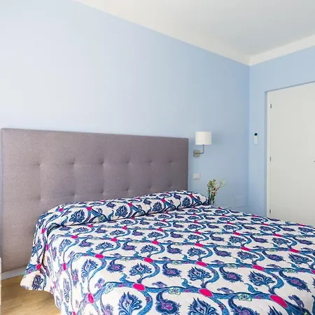 Casa Ela Bed & Breakfast 4*